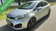 Grijs Gebruikt 2012 Kia Rio Hatchback | € 6.799 (Eerlijke prijs)