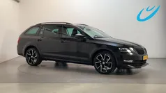 Zwart Gebruikt 2020 Skoda Octavia Business Line Stationwagen | € 20.450 (Eerlijke prijs)