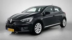 Zwart Gebruikt 2020 Renault Clio V Intens Hatchback | € 11.950 (Eerlijke prijs)