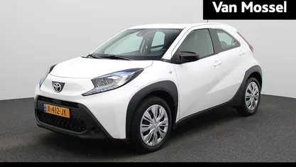 Occasion 2023 Toyota Aygo X Play SUV | € 17.900 (Eerlijke prijs)