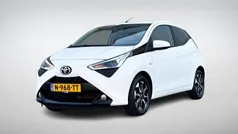 Wit Gebruikt 2022 Toyota Aygo Hatchback | € 16.539 (Goede deal)