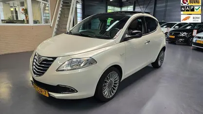Occasion Lancia Ypsilon Platinum 86 PK (63 kW) 2011 Wit Hatchback