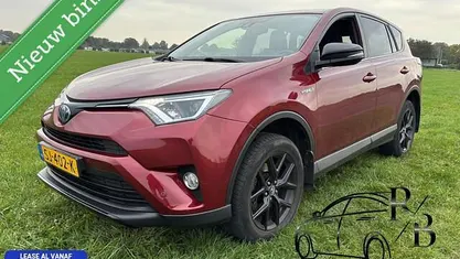 Occasion Toyota RAV4 Edition 155 PK (114 kW) 2018 Rood SUV