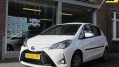 Gebruikt 2020 Toyota Yaris Hybrid Hatchback | € 17.400 (Eerlijke prijs)