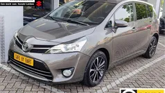Beige Gebruikt 2017 Toyota Verso MPV | € 19.445 (Eerlijke prijs)