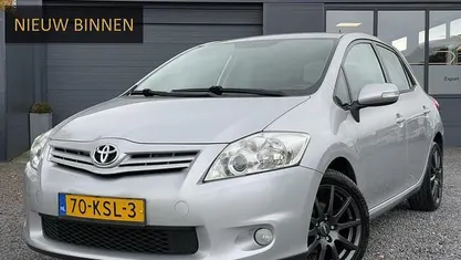 Grijs Gebruikt 2010 Toyota Auris Hatchback | € 5.443 (Eerlijke prijs)