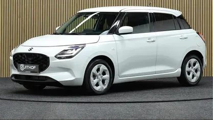 Wit Gebruikt 2024 Suzuki Swift Hatchback | € 19.850 (Eerlijke prijs)