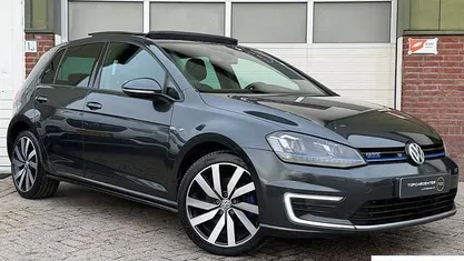 Occasion 2015 VW Golf VII GTE Hatchback | € 8.899 (Super prijs)