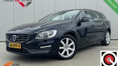 Blauw Gebruikt 2016 Volvo V60 Stationwagen | € 17.495 (Eerlijke prijs)
