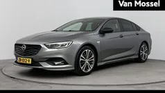 Grijs Gebruikt 2019 Opel Insignia Exklusiv Hatchback | € 26.235 (Eerlijke prijs)