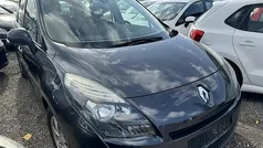 Gebruikt 2012 Renault Scénic III MPV | € 3.950 (Goede deal)
