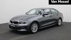 Grijs Gebruikt 2021 BMW 320e Basis Sedan | € 25.900 (Super prijs)