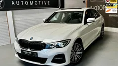 Wit Gebruikt 2021 BMW 330e M Sport Sedan | € 38.899 (Iets duurder)