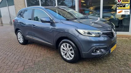 Grijs Occasion 2017 Renault Kadjar Intens SUV | € 15.950 (Eerlijke prijs)