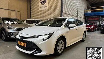 Occasion Toyota Corolla Comfort 98 PK (72 kW) 2021 Wit Stationwagen