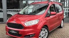 Rood Gebruikt 2015 Ford Tourneo Courier Titanium MPV | € 8.499 (Eerlijke prijs)