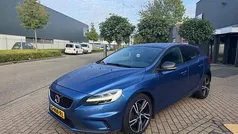 Gebruikt 2017 Volvo V40 R-Design Stationwagen | € 9.950 (Eerlijke prijs)