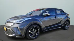 Grijs Gebruikt 2023 Toyota C-HR SUV | € 30.950 (Eerlijke prijs)