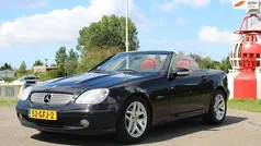 Zwart, metallic lak Gebruikt 2003 Mercedes SLK200 Edition Cabriolet | € 6.950 (Eerlijke prijs)