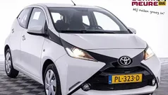 Wit Gebruikt 2017 Toyota Aygo X-play Hatchback | € 11.990 (Goede deal)