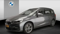 Grijs Gebruikt 2022 BMW 216 Executive Stationwagen | € 18.900 (Eerlijke prijs)