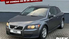 Grijs, metallic lak Gebruikt 2009 Volvo C30 Momentum Hatchback | € 1.999 (Eerlijke prijs)