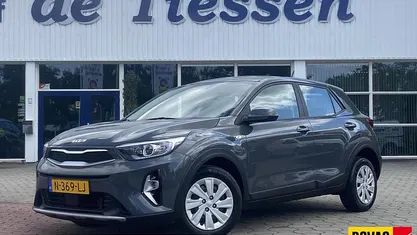 Grijs Gebruikt 2021 Kia Stonic Comfort SUV | € 15.945 (Super prijs)