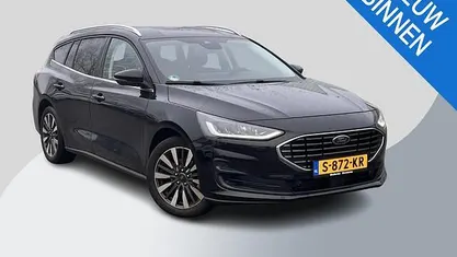 Zwart Occasion 2023 Ford Focus Titanium Stationwagen | € 22.900 (Eerlijke prijs)