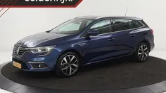 Blauw, metallic lak Gebruikt 2019 Renault Mégane GrandTour Bose Edition Stationwagen | € 12.900 (Eerlijke prijs)