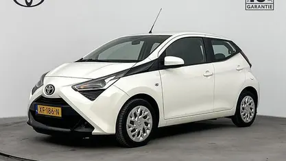 Occasion 2018 Toyota Aygo X-play Hatchback | € 9.745 (Eerlijke prijs)