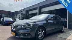 Grijs Gebruikt 2017 Renault Mégane IV Business Hatchback | € 11.895 (Goede deal)