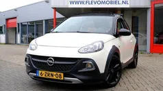 Gebruikt 2015 Opel Adam Rocks Hatchback | € 9.450 (Eerlijke prijs)