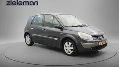 Grijs Gebruikt 2006 Renault Scénic II Privilege MPV | € 3.345 (Eerlijke prijs)