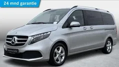 Zilver Gebruikt 2023 Mercedes V220 MPV | € 54.950 (Eerlijke prijs)