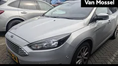 Grijs Gebruikt 2017 Ford Focus Stationwagen | € 9.445 (Eerlijke prijs)
