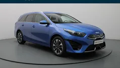 Blauw Gebruikt 2022 Kia Ceed Hatchback | € 23.490 (Eerlijke prijs)