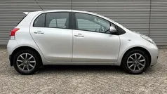 Grijs Gebruikt 2011 Toyota Yaris Eco Hatchback | € 4.450 (Eerlijke prijs)