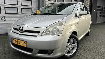 Grijs Gebruikt 2005 Toyota Corolla Verso Sol MPV | € 3.449 (Eerlijke prijs)