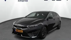 Zwart Gebruikt 2024 Kia ProCeed GT-Line Hatchback | € 34.950 (Eerlijke prijs)