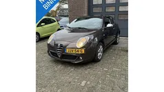 Bruin Gebruikt 2013 Alfa Romeo MiTo Impression Hatchback | € 3.999 (Super prijs)