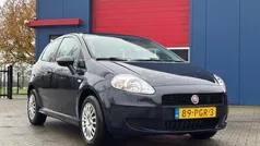 Blauw Gebruikt 2011 Fiat Grande Punto Hatchback | € 1.750 (Eerlijke prijs)