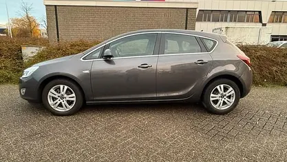 Occasion 2010 Opel Astra Cosmo Hatchback | € 6.250 (Eerlijke prijs)