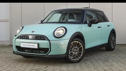 Occasion 2025 Mini Cooper Classic Hatchback | € 41.700 (Eerlijke prijs)
