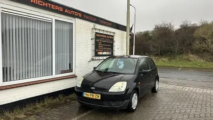 Zwart Occasion 2004 Ford Fiesta Style Hatchback | € 1.450 (Goede deal)