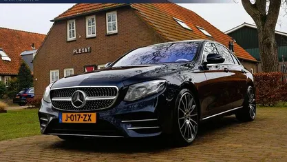 Blauw Occasion 2017 Mercedes E400 Premium Plus Sedan | € 32.945 (Eerlijke prijs)