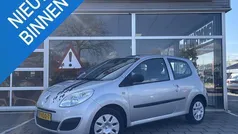 Gebruikt 2009 Renault Twingo Authentique Hatchback | € 2.749 (Eerlijke prijs)
