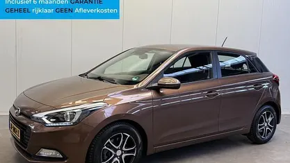 Occasion 2016 Hyundai i20 Comfort Hatchback | € 8.450 (Eerlijke prijs)