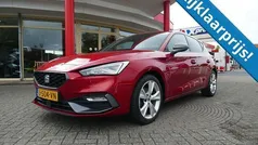 Rood Gebruikt 2020 Seat Leon FR Hatchback | € 18.750 (Eerlijke prijs)