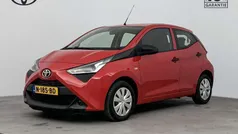 Rood Gebruikt 2021 Toyota Aygo Hatchback | € 11.345 (Eerlijke prijs)