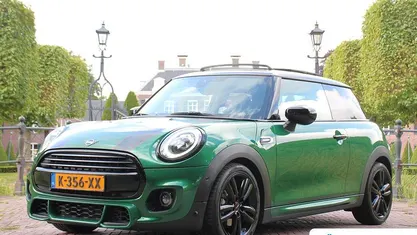 Groen Occasion 2021 Mini John Cooper Works Hatchback | € 23.495 (Goede deal)